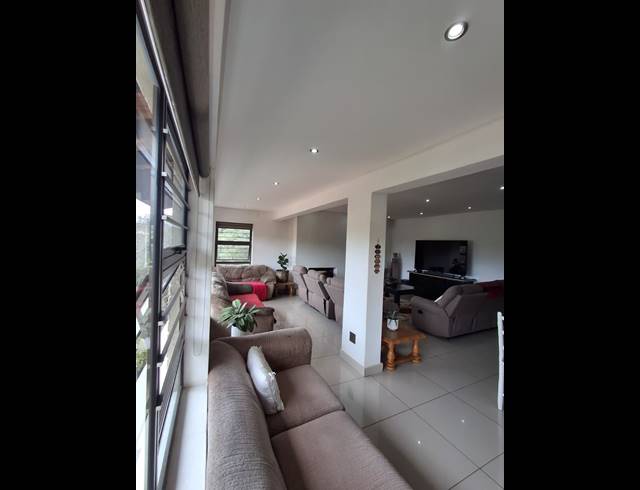 3 BEDROOM HOUSE FOR SALE IN WESTVILLE
